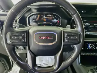 GMC Sierra 1500 2023 4x4 AT4 4dr Crew Cab 5.8 ft. SB