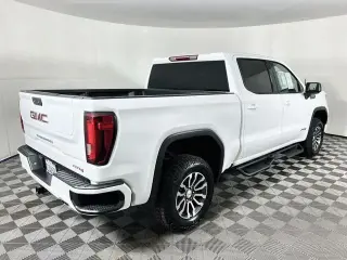 GMC Sierra 1500 2023 4x4 AT4 4dr Crew Cab 5.8 ft. SB