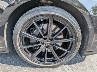 Audi A8 L 2022 AWD quattro 55 TFSI 4dr Sedan