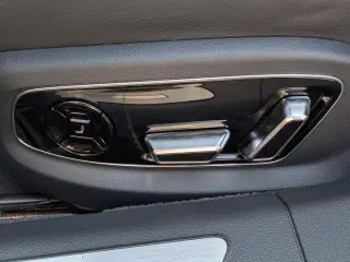 Audi A8 L 2022 AWD quattro 55 TFSI 4dr Sedan