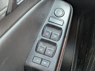GMC Yukon 2017 4x2 SLE 4dr SUV