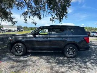 Ford Expedition 2024 4x2 XLT 4dr SUV