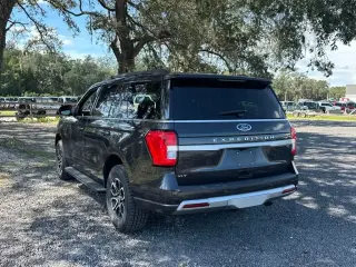 Ford Expedition 2024 4x2 XLT 4dr SUV