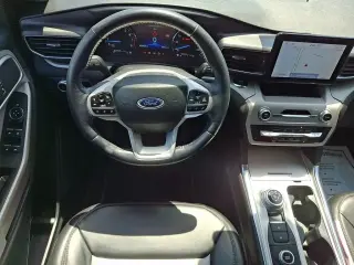 Ford Explorer 2023 AWD XLT 4dr SUV