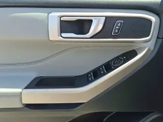 Ford Explorer 2023 AWD XLT 4dr SUV