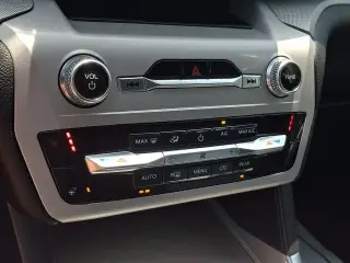 Ford Explorer 2023 AWD XLT 4dr SUV