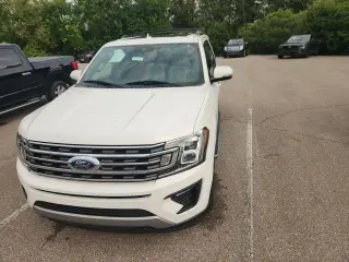 Ford Expedition 2021 4x4 XLT 4dr SUV