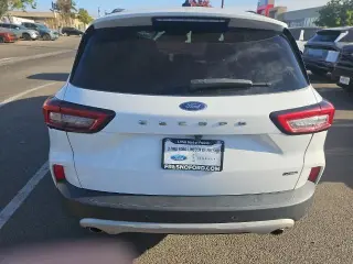 Ford Escape Plug-In Hybrid 2023 Base 4dr SUV