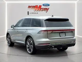 Lincoln Aviator 2024 AWD Reserve 4dr SUV