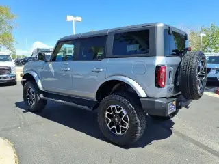Ford Bronco 2023 4x4 Base Advanced 4dr SUV
