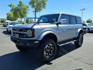Ford Bronco 2023 4x4 Base Advanced 4dr SUV