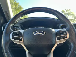 Ford Explorer 2021 AWD XLT 4dr SUV