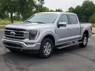 Ford F-150 2022 4x4 Lariat 4dr SuperCrew 5.5 ft. SB