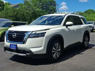 Nissan Pathfinder 2023 AWD SL 4dr SUV