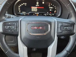 GMC Yukon XL 2023 4x2 SLT 4dr SUV