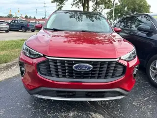Ford Escape Hybrid 2023 AWD Platinum 4dr SUV