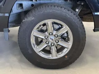 Ford F-150 2025 4x4 XLT 4dr SuperCrew 5.5 ft. SB