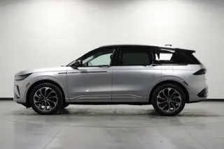 Lincoln Nautilus 2024 AWD Reserve 4dr SUV