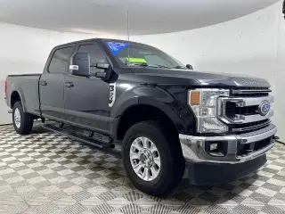 Ford F-250 Super Duty 2022 4x4 XLT 4dr Crew Cab 6.8 ft. SB Pickup