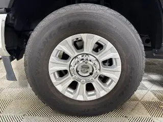 Ford F-250 Super Duty 2022 4x4 XLT 4dr Crew Cab 6.8 ft. SB Pickup
