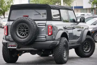 Ford Bronco 2022 4x4 Base Advanced 4dr SUV