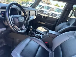 Ford Bronco 2023 4x4 Black Diamond 4dr SUV