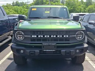 Ford Bronco 2023 4x4 Black Diamond 4dr SUV