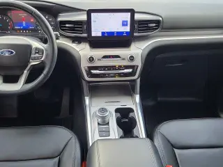 Ford Explorer 2023 XLT 4dr SUV
