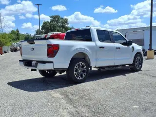 Ford F-150 2024 4x2 STX 4dr SuperCrew 5.5 ft. SB