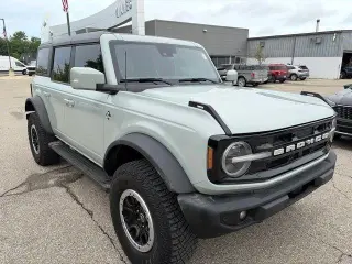 Ford Bronco 2022 4x4 Base Advanced 4dr SUV
