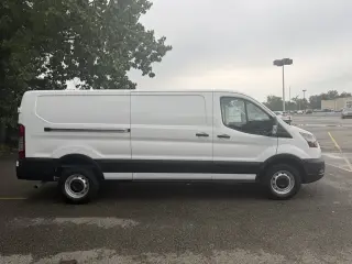 Ford Transit 2025 150 3dr SWB Low Roof Cargo Van