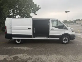 Ford Transit 2025 150 3dr SWB Low Roof Cargo Van