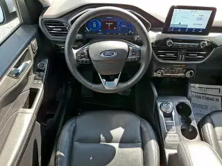Ford Escape 2022 AWD Titanium 4dr SUV