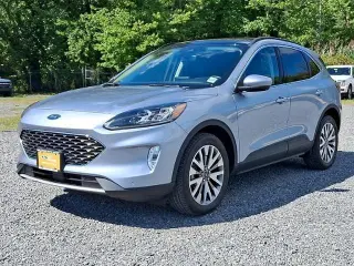 Ford Escape 2022 AWD Titanium 4dr SUV
