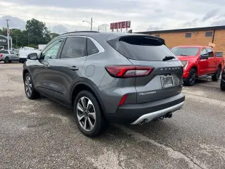Ford Escape 2024 AWD Platinum 4dr SUV