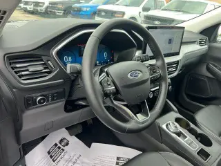 Ford Escape 2024 AWD Platinum 4dr SUV