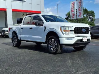 Ford F-150 2022 4x4 XL 4dr SuperCrew 5.5 ft. SB
