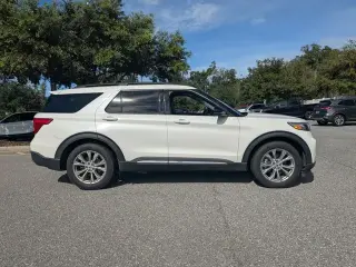 Ford Explorer 2024 XLT 4dr SUV