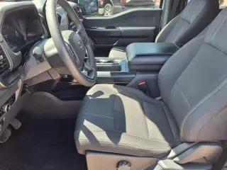 Ford F-150 2024 4x2 STX 4dr SuperCrew 5.5 ft. SB