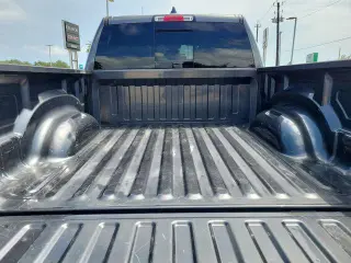 Ram 1500 2022 4x4 Lone Star 4dr Crew Cab 5.6 ft. SB Pickup