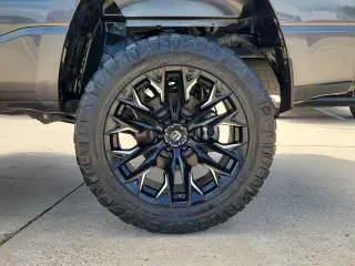 Ram 1500 2022 4x4 Lone Star 4dr Crew Cab 5.6 ft. SB Pickup