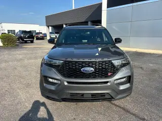 Ford Explorer 2023 AWD ST 4dr SUV
