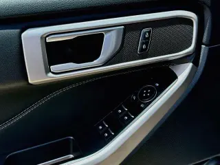 Ford Explorer 2024 XLT 4dr SUV