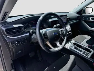 Ford Explorer 2024 XLT 4dr SUV