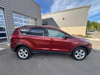 Ford Escape 2016 AWD SE 4dr SUV