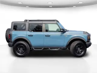 Ford Bronco 2022 4x4 Base Advanced 4dr SUV
