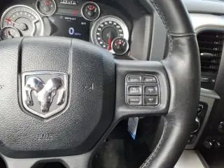 Ram 1500 2015 4x4 SLT 4dr Crew Cab 5.5 ft. SB Pickup