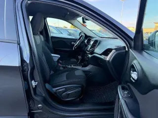 Jeep Cherokee 2016 4x4 Sport 4dr SUV
