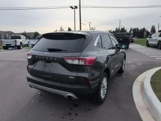 Ford Escape 2020 AWD SE 4dr SUV