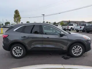 Ford Escape 2020 AWD SE 4dr SUV